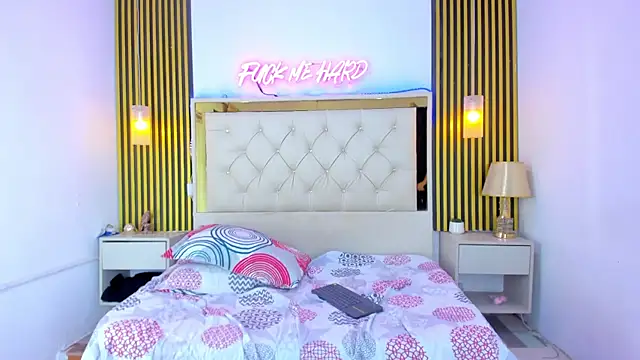 Adventurous_Boys: онлайн-секс-чат