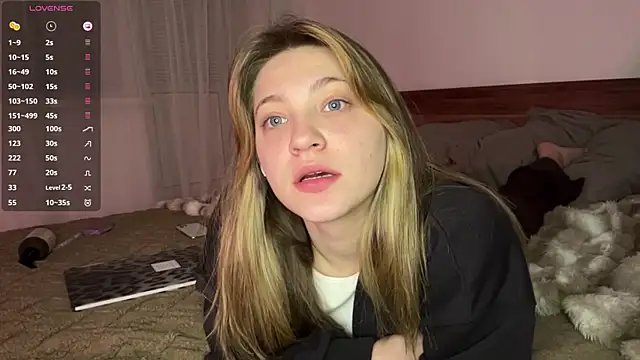 Chat +18 de 1Kellynaive ao vivo