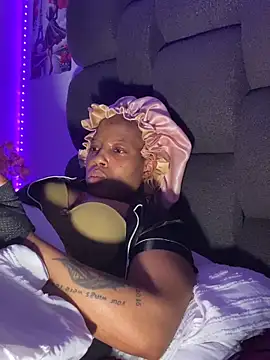 Sembang XXX Secara Langsung RainBougie