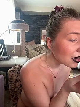 Pokazy przed kamerką – sophielove888