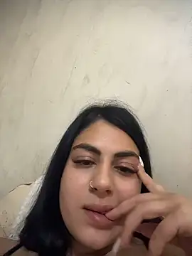 LilyLovell 现场XXX聊天