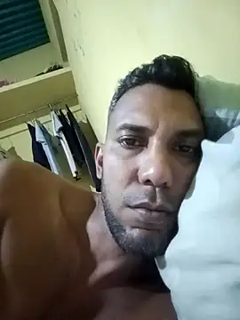 UnreadyChutzpa 在線直播表演