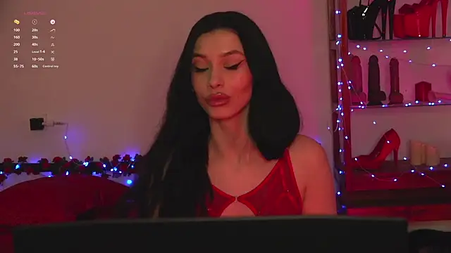 Olivia_Faye: онлайн-секс-чат