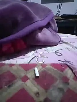 1El_King1 Show in webcam