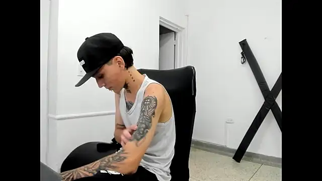 StraightBoy_Nick – webcam-show