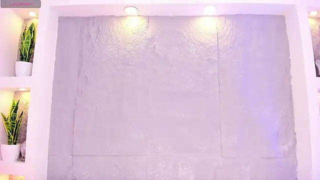 LovelyEyesx élő XXX-chatje