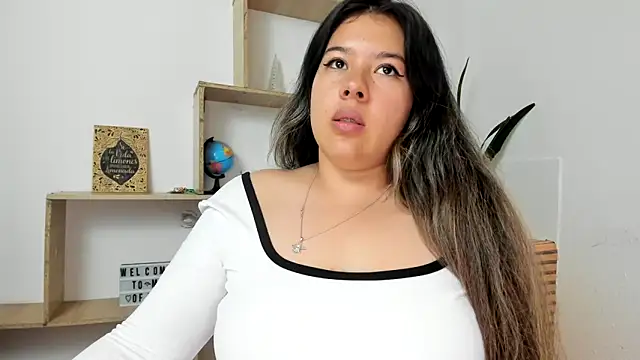 LinaBrowm live XXX chat