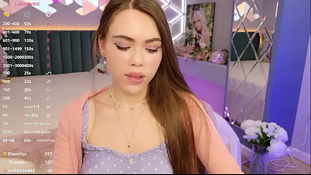 MimiForce – Live XXX-chat