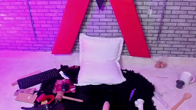 hillary_bigbutt Live XXX-Chat