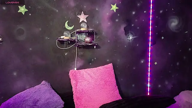 ValentinaRojass_'s Live XXX Chat