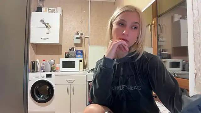 AngelJeni's Live XXX Chat