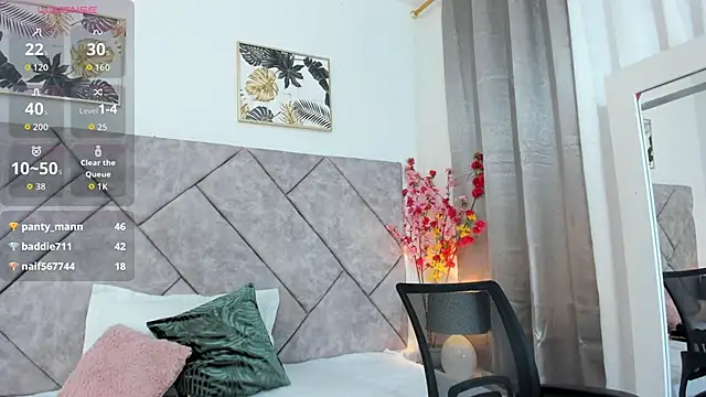 Chat XXX ao vivo de shaliny_