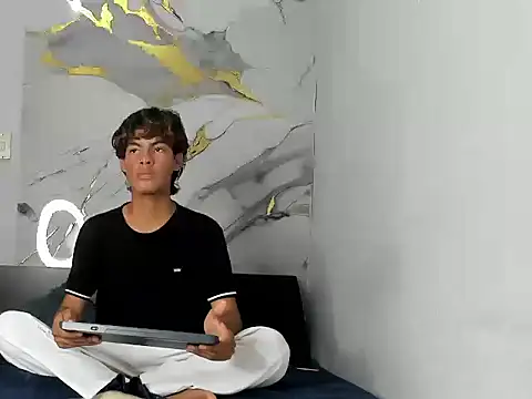 Pokazy przed kamerką – Dairomendez