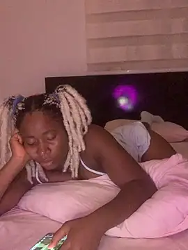 MISSMAYSROOM 现场XXX聊天