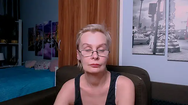 Chat XXX ao vivo de HelgaHimmell