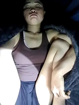 Tieuvy122 在線直播表演