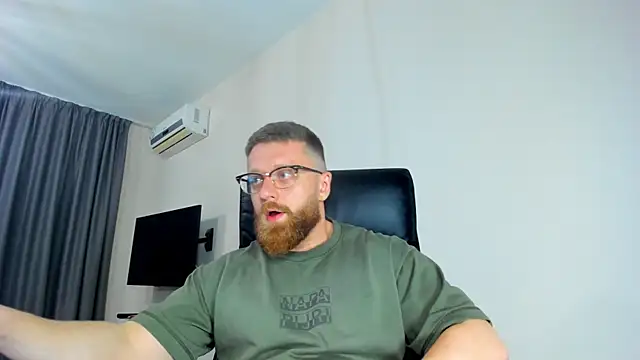 XXX chat uživo modela Findom_guy