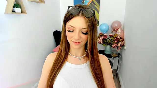 AmandaGracy_1 Adlı Modelin Canlı XXX Sohbeti