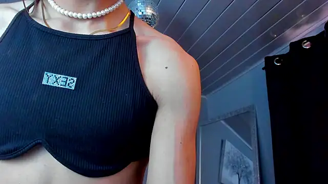 vicky_fant4sy 网络视讯表演