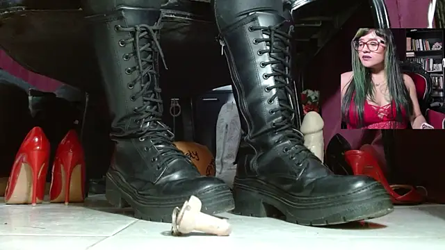 Živý XXX chat MeGoddesSara