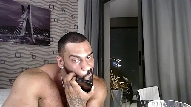 henryhadesflirt webcam show