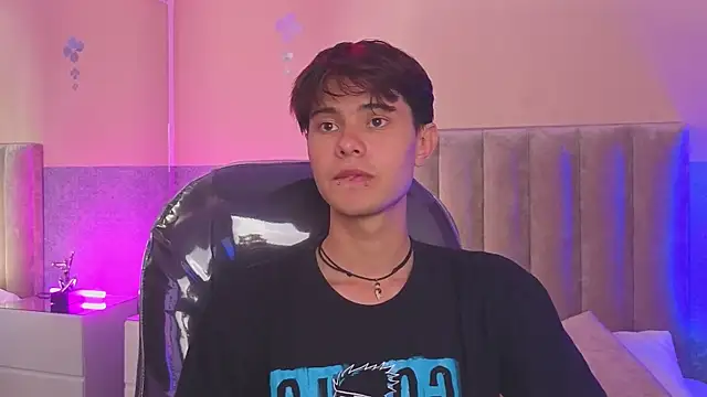 Derek_Sinn Show Webcam