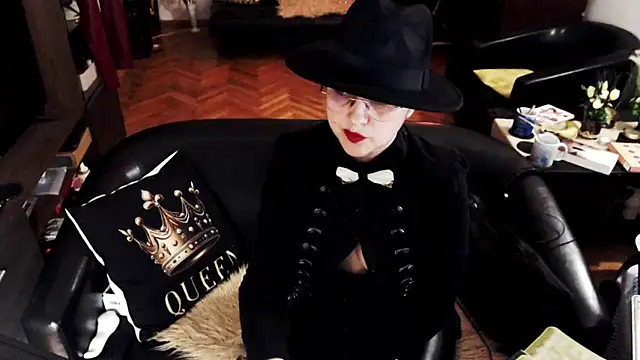 Imperatriza's Live XXX Chat