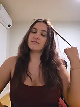 MiaRides19 Webcamshow