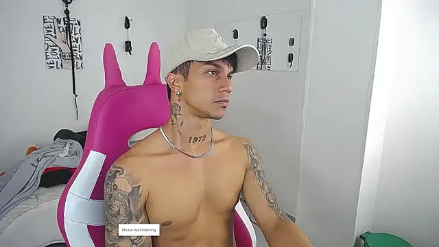 Leonard_Priceのウェブカメラショー