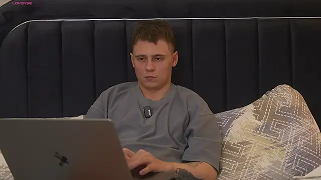 areuinmeのウェブカメラショー