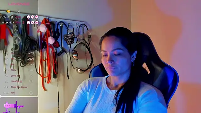 scarlet-kennedy98 élő XXX-chatje