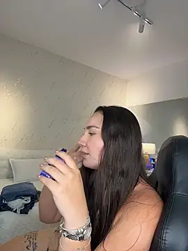 ava_blue – webcam-show