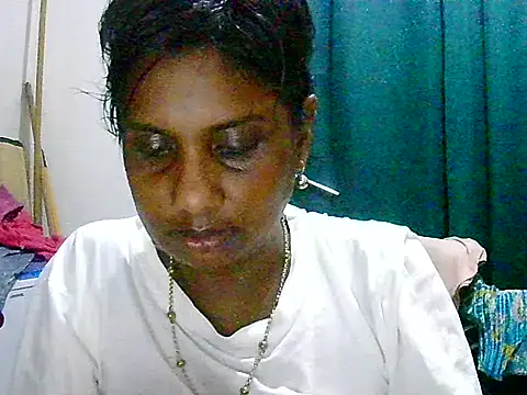 XXX chat uživo modela Ansh1307