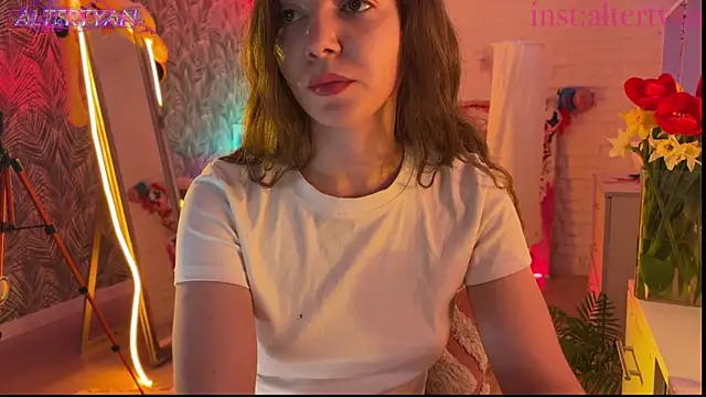 XXX chat uživo modela altertyan