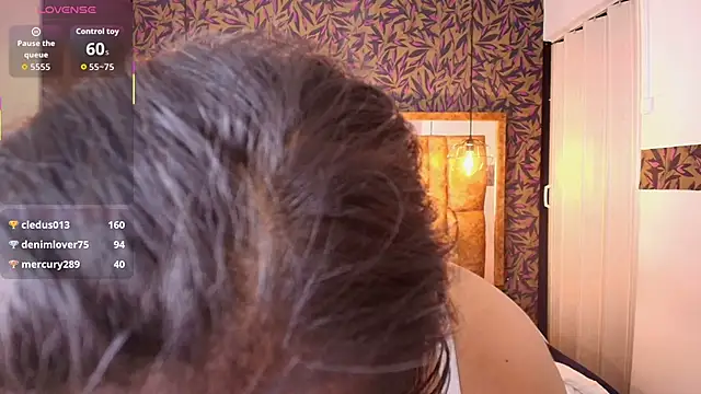 Chat XXX ao vivo de MarilynMiilf_