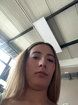 kloe__t18 Live XXX-Chat