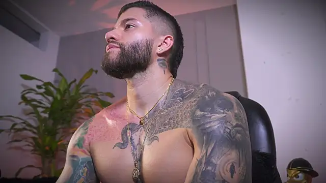 Онлайн чат XXX Frank_Farrell