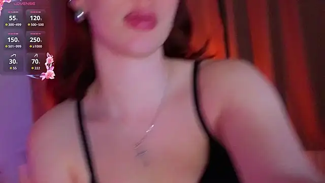 แชท XXX สดของ StacyWatts