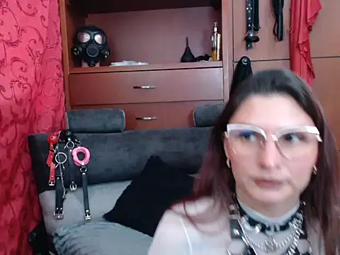 sachaclinford Live XXX-Chat