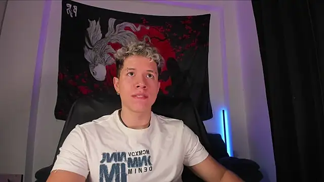 Онлайн чат XXX nathan_blake