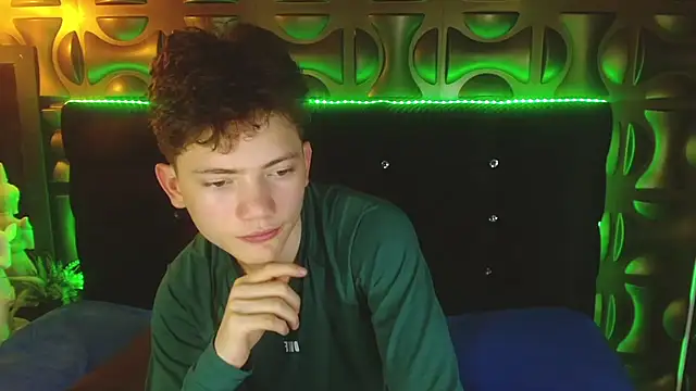 cruz_dante Show Webcam