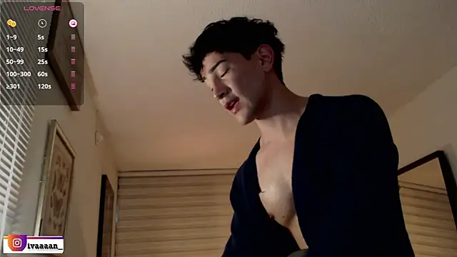 Chat XXX ao vivo de ivaaaan_