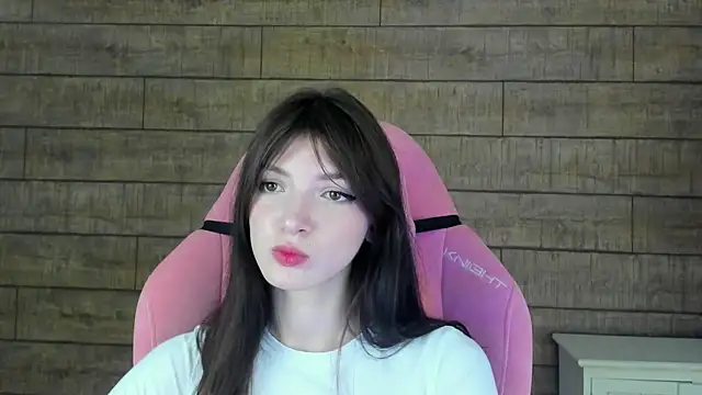 SophiaProve's Live XXX Chat