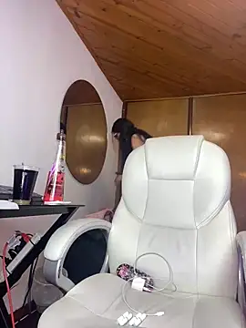 Cloe_pink1 现场XXX聊天