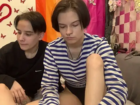 Kim__Ray élő XXX-chatje