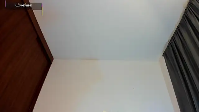 Silvanna-Moreen Live XXX chat