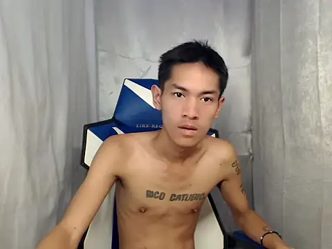 riks_tyler 现场XXX聊天