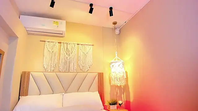 Chat XXX ao vivo de NahimiThompson