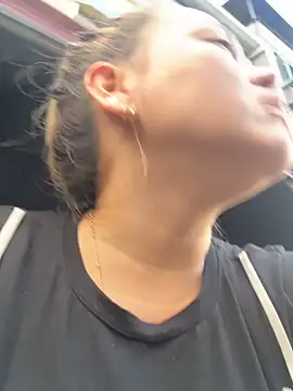 Danielavegax Adlı Modelin Canlı XXX Sohbeti