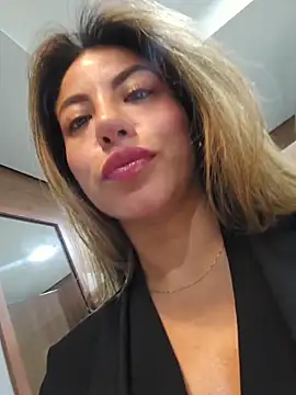 Karen_San_Miguel Pertunjukan Webcam